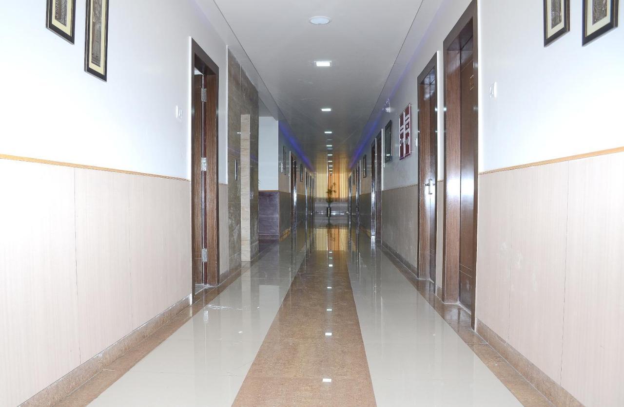 Vaishnavi Clarks Inn Buxar Exterior photo