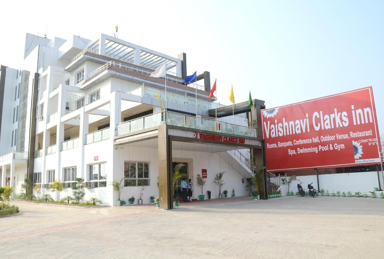 Vaishnavi Clarks Inn Buxar Exterior photo
